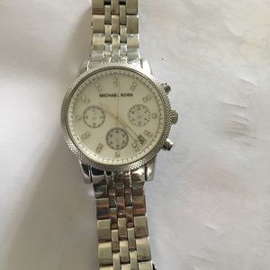 Michael Kors Watch. Excellent used condition.